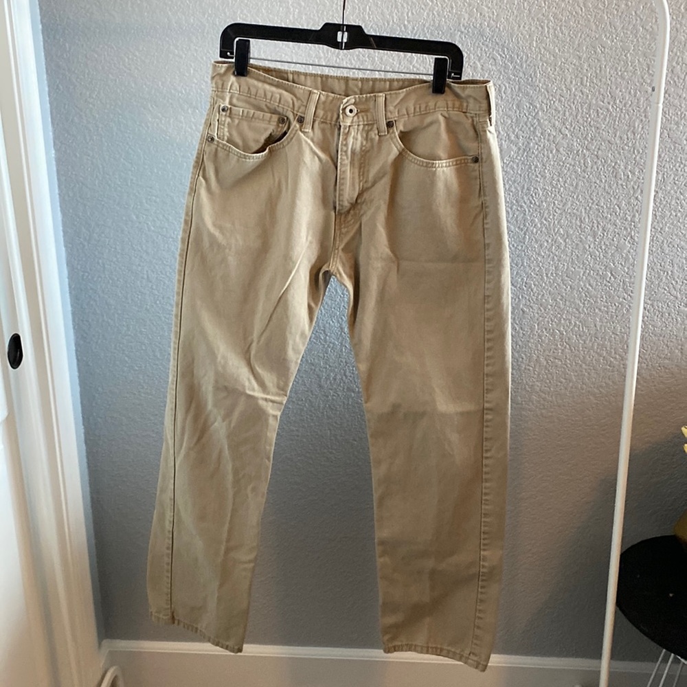 Men’s Levi 505’s